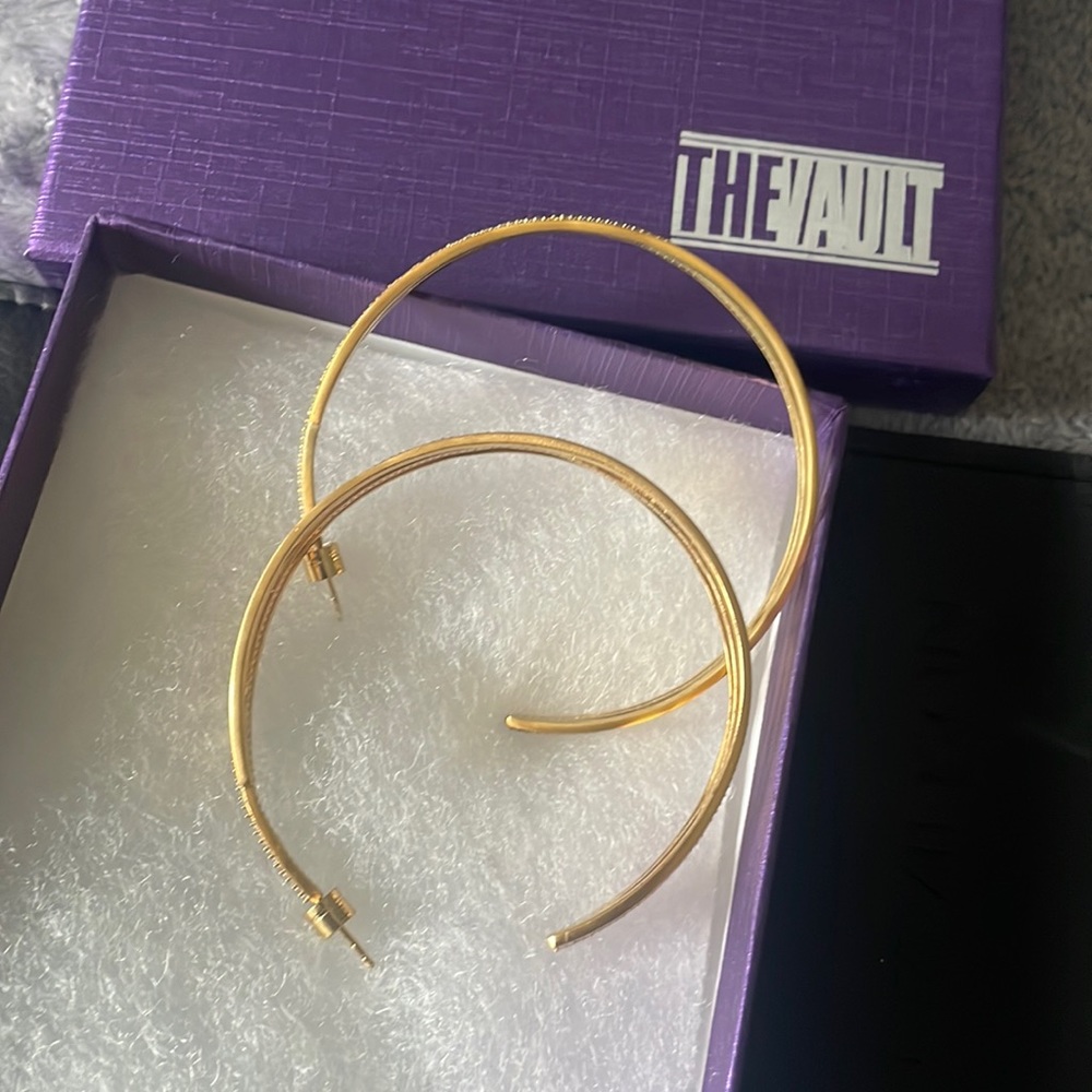 New - Dean Davidson hoops